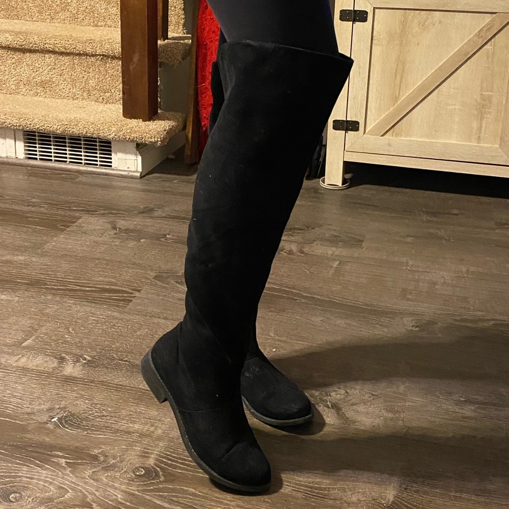 Black boots